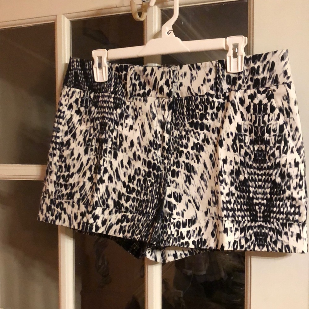 NY&C Cuffed shorts.